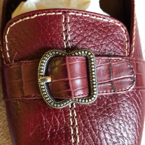 Brighton Burgundy Buckle Heels - Picture 4 of 9